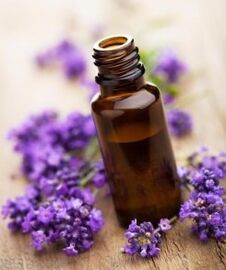 Natural lavender oil