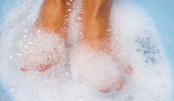 laundry soap baths to treat toenail fungus